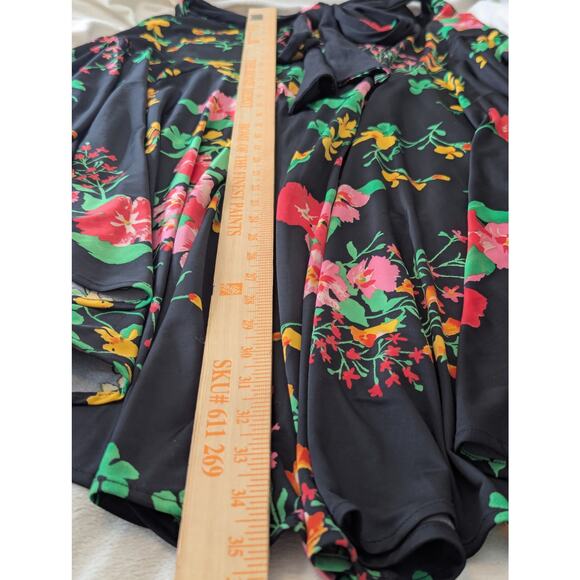 CAbi Drama Floral Wrap Tie Skirt Midnight Flowers Colorful Spring Easter Sz S - Picture 6 of 9
